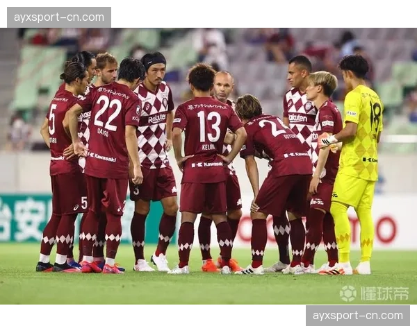 即时：维拉中场抢断后直塞，前锋单刀破门，完成教科书式转换进攻