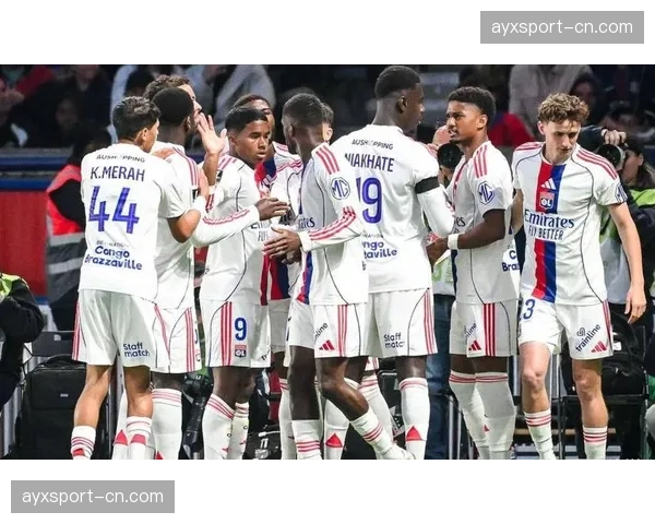 巴黎圣日耳曼1-2里昂，恩德里克第6分钟闪电破门